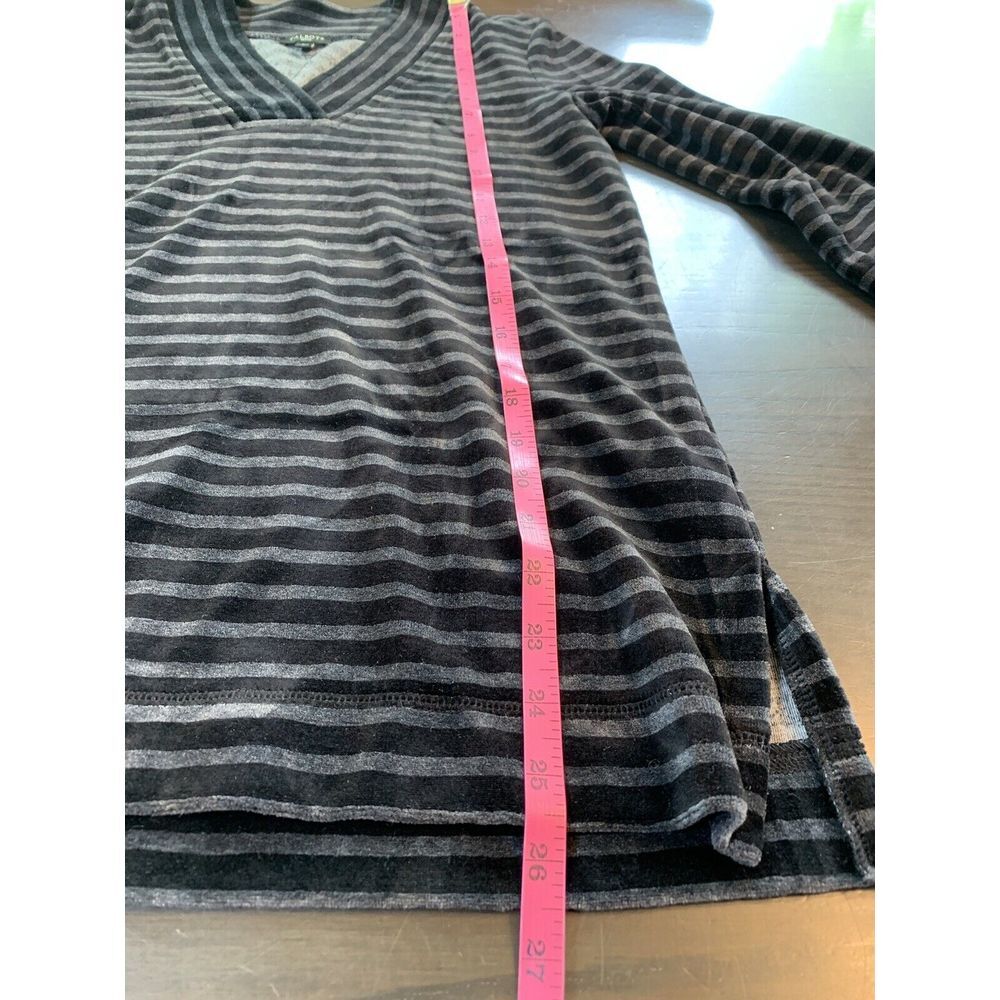 Talbots Top Women's Petites Small SP Soft Cozy  Black Stripe V Neck Velour Hygge - Picture 12 of 14
